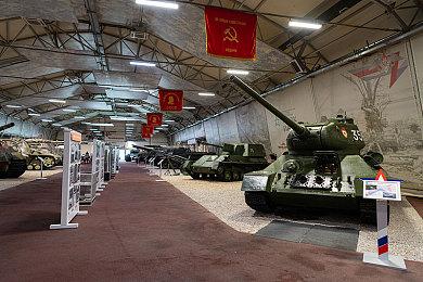 《蹦蹦小囤鼠》Steam正式推出 休闲松鼠公园冒险